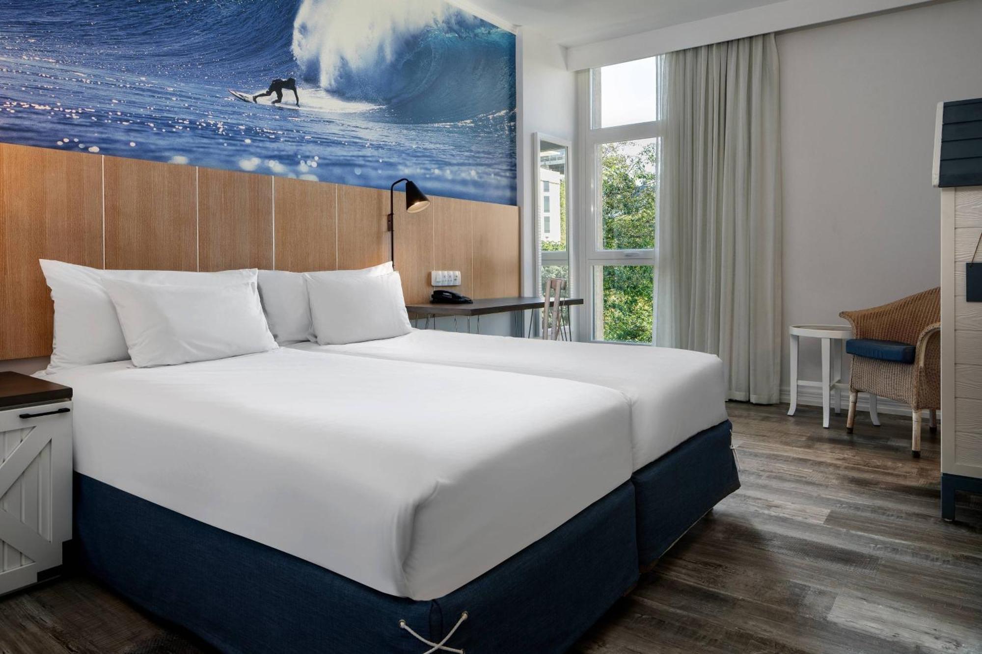 Protea Hotel Fire & Ice! By Marriott Durban Umhlanga Ridge Exterior photo
